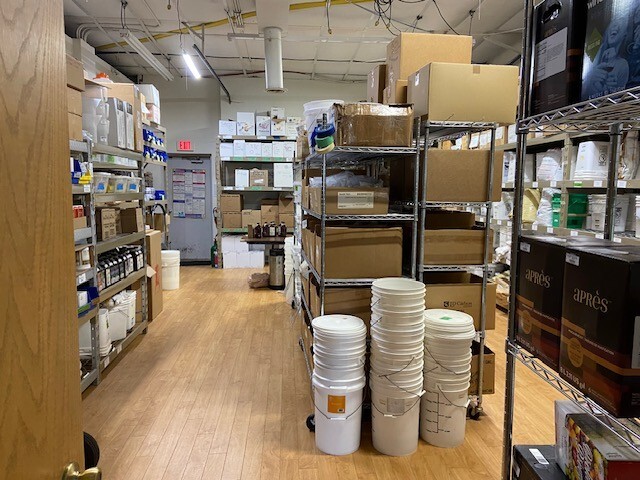 459-473 N Washburn St, Oshkosh, WI for lease - Interior Photo - Image 2 of 13