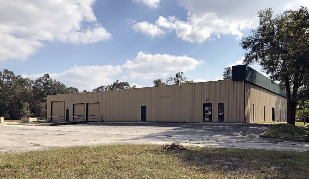 5797 Lake Winona Rd, De Leon Springs, FL à louer - Photo du bâtiment - Image 3 de 4