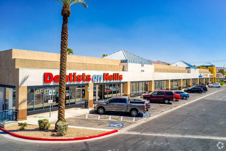 2755 S Nellis Blvd, Las Vegas, NV à vendre - Photo du bâtiment - Image 2 de 10