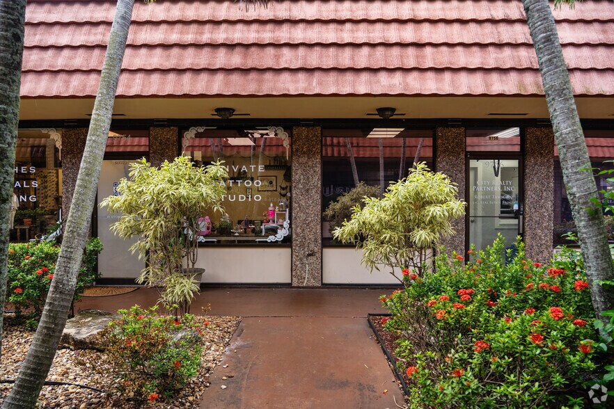 9750-9758 W Sample Rd, Coral Springs, FL à vendre - Photo du bâtiment - Image 3 de 13