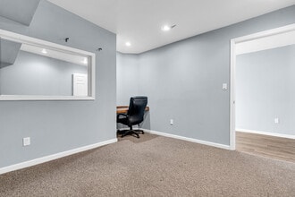 40 Carr Ave, Keansburg, NJ for lease Interior Photo- Image 2 of 22