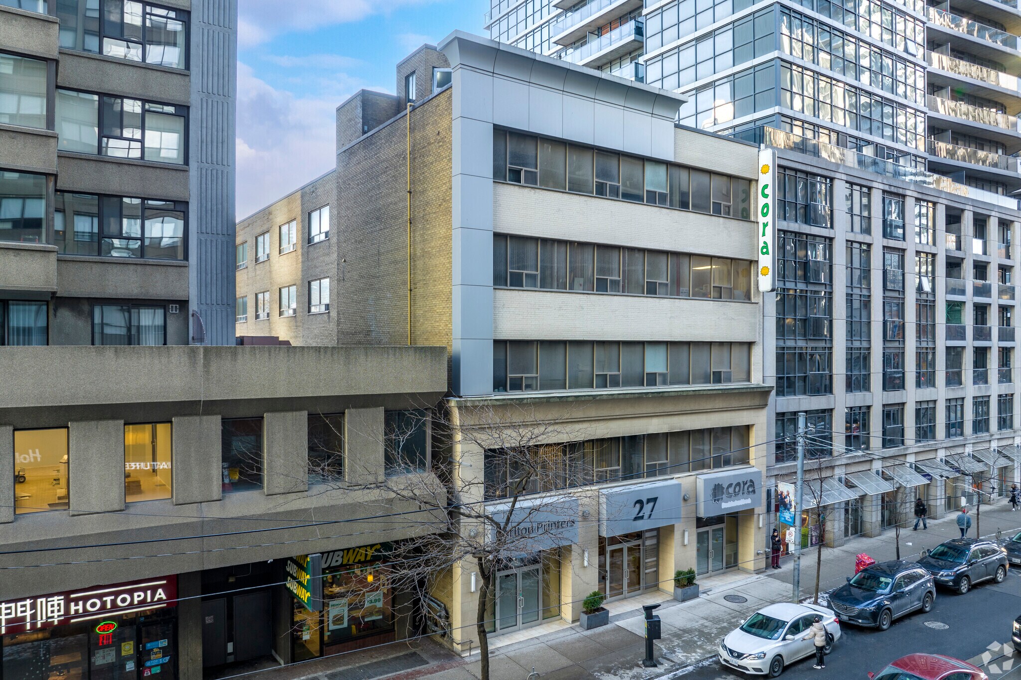 27 Carlton St, Toronto, ON à vendre Photo du bâtiment- Image 1 de 1