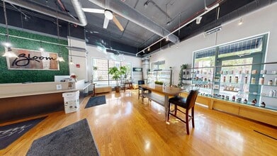 8 N Vail Ave, Arlington Heights, IL for lease Interior Photo- Image 2 of 10