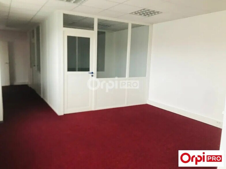 Bureau dans Lille à louer - Photo intérieure - Image 2 de 4