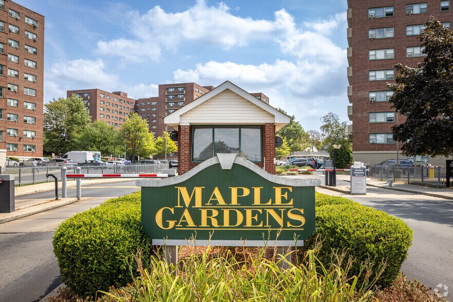 20 Marshall St, Irvington, NJ à louer - Photo du bâtiment - Image 2 de 8