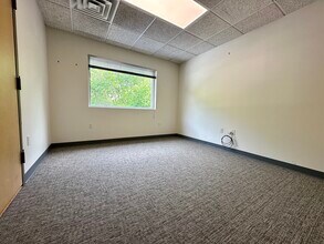 4400 Old William Penn Hwy, Monroeville, PA for lease Building Photo- Image 1 of 1