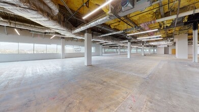 10641 Scripps Summit Ct, San Diego, CA for lease Interior Photo- Image 2 of 4