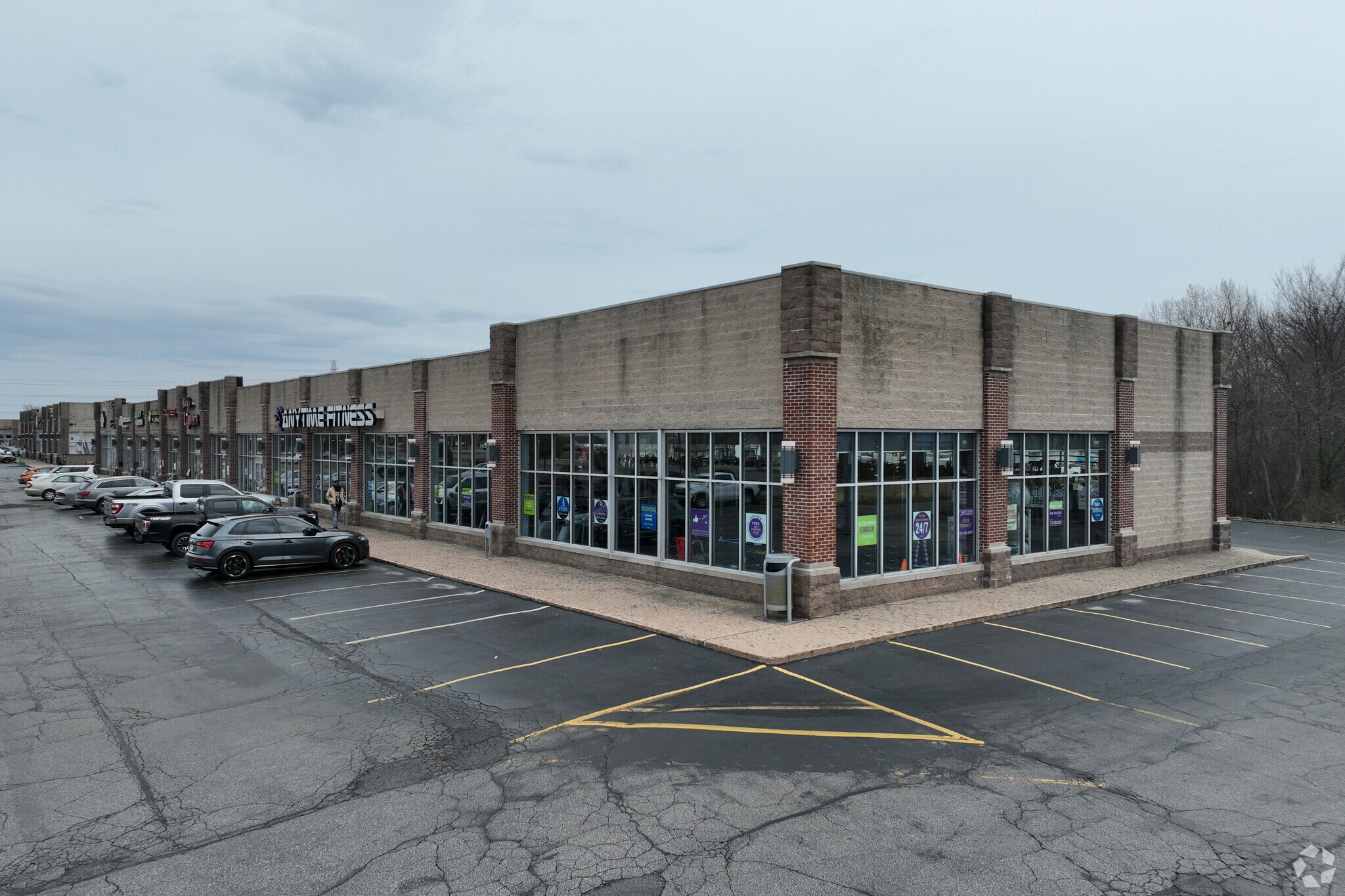4901-5005 E 81st Ave, Merrillville, IN for lease Building Photo- Image 1 of 13