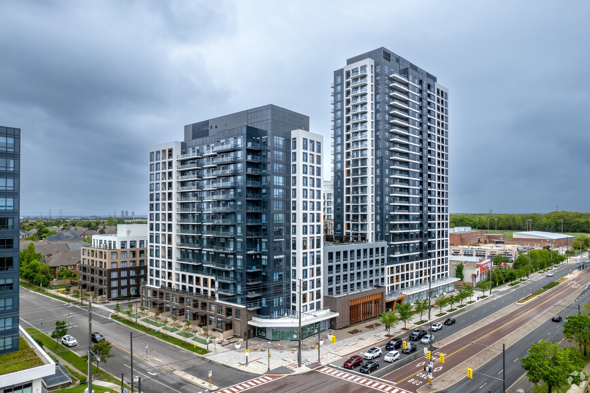 2 Beverley Glen, Vaughan, ON for sale Primary Photo- Image 1 of 1