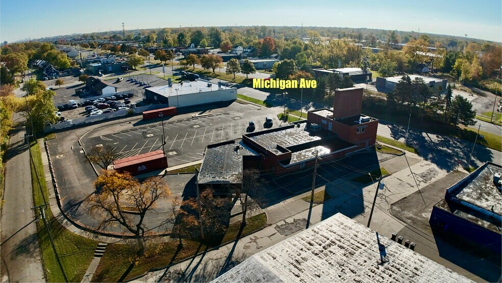 27020 Michigan Ave, Inkster, MI à louer - Photo du bâtiment - Image 2 de 7