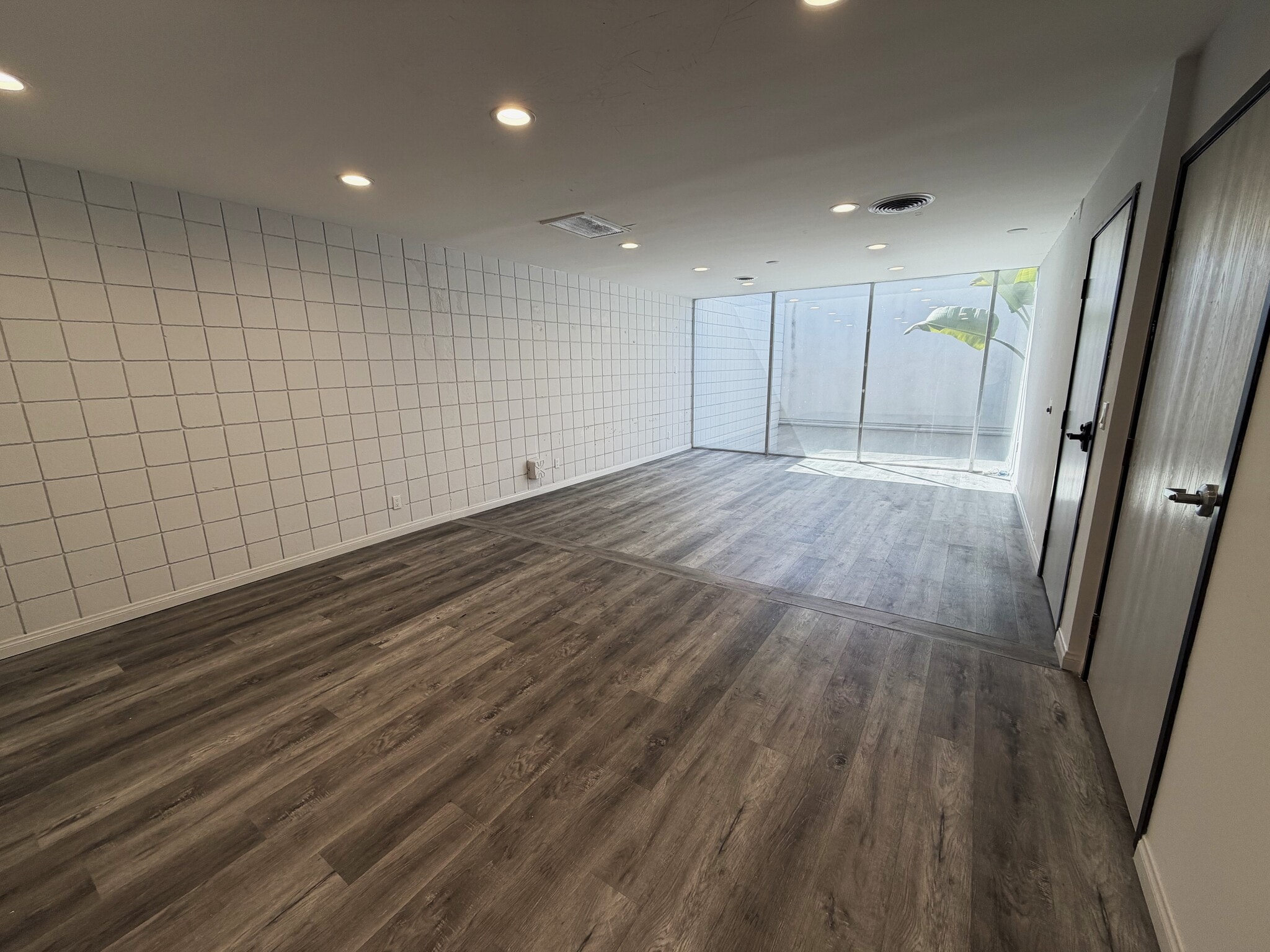 739 E Walnut St, Pasadena, CA à louer Photo intérieure- Image 1 de 4