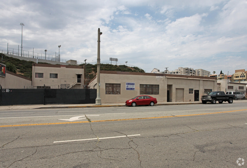 1262 W 2nd St, Los Angeles, CA for sale - Primary Photo - Image 1 of 1