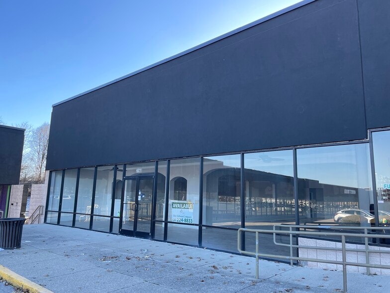 3120-3180 Richmond Rd, Lexington, KY for lease - Building Photo - Image 3 of 9