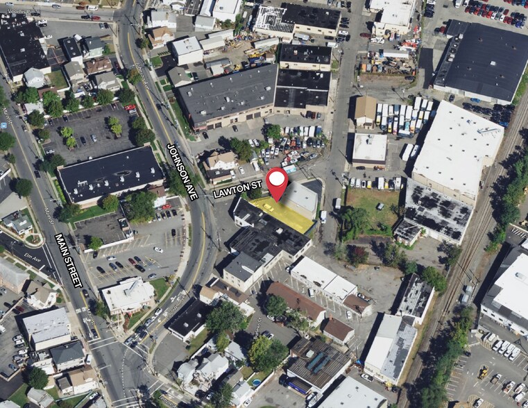 5 Lawton St, Hackensack, NJ à vendre - Photo principale - Image 1 de 4