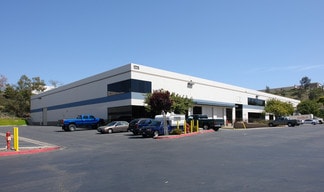 Plus de détails pour 12215 Kirkham Rd, Poway, CA - Industriel à louer