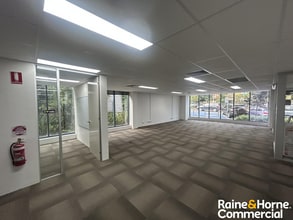 68 Oxford Rd, INGLEBURN à louer Photo intérieure- Image 2 de 5