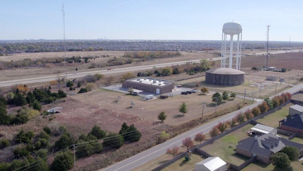 9802 N Morgan Rd, Yukon, OK à vendre - Vidéo sur l’inscription commerciale - Image 2 de 45