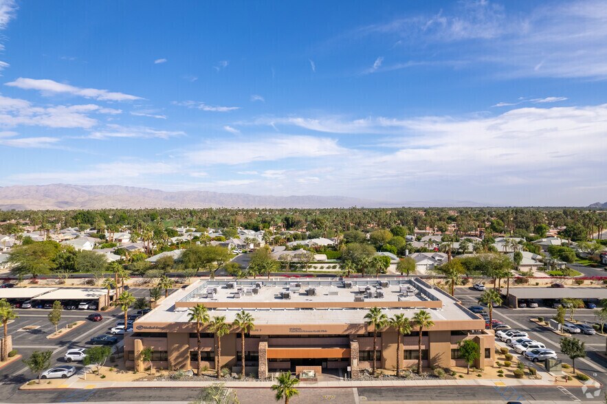 41990 Cook St, Palm Desert, CA à vendre - Photo du bâtiment - Image 2 de 20