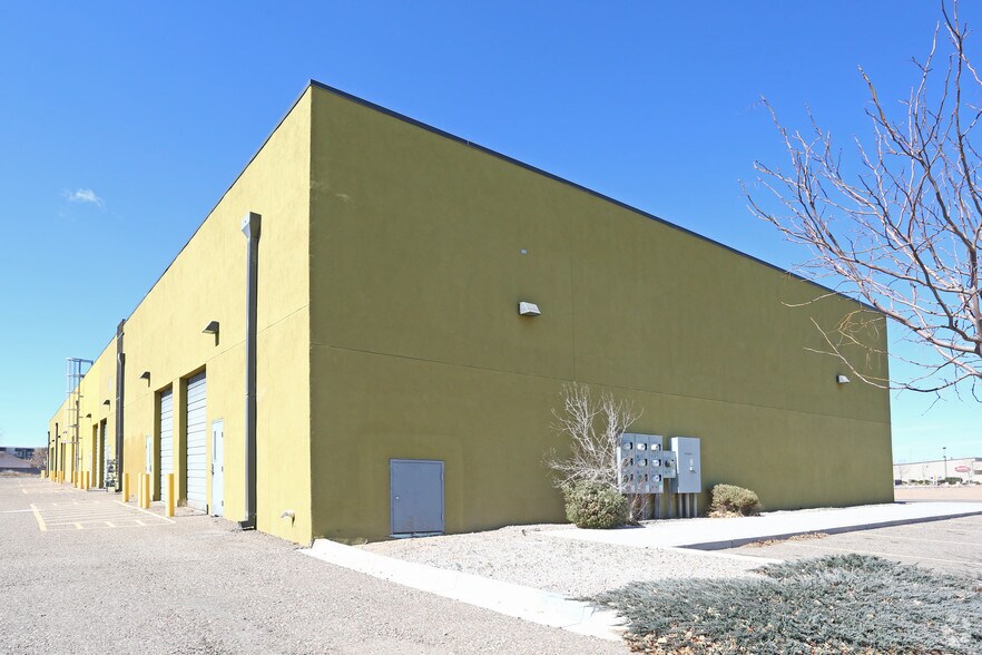 6500 Hanover Rd NW, Albuquerque, NM à vendre - Photo du bâtiment - Image 2 de 19