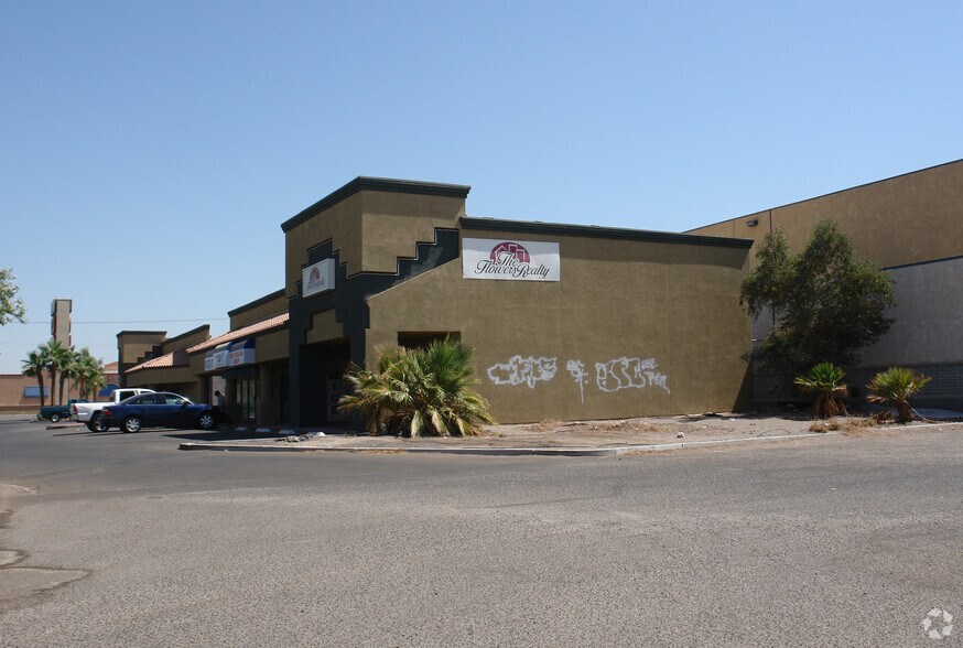 138 Cole Rd, Calexico, CA à vendre - Photo du bâtiment - Image 2 de 2