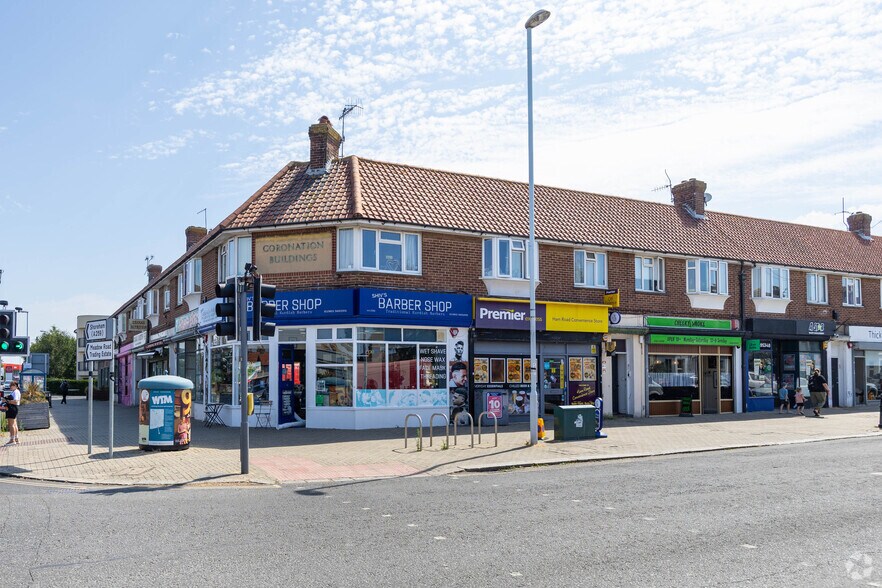 Brougham Rd, Worthing à louer - Photo du bâtiment - Image 3 de 3