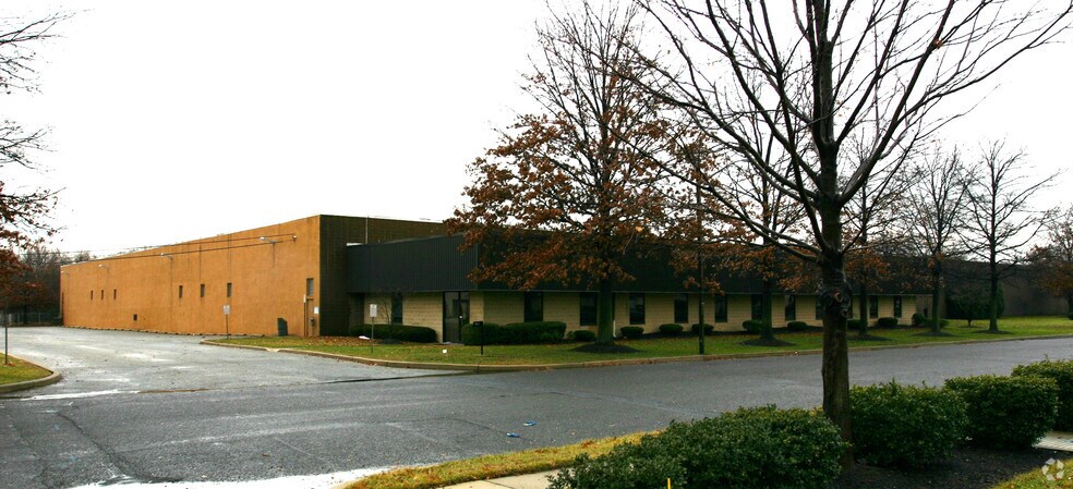 1813 Underwood Blvd, Delran, NJ à vendre - Photo du bâtiment - Image 2 de 4