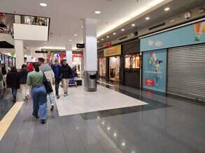 Commerce de détail dans Barberà del Vallès, Barcelona à louer Photo intérieure- Image 2 de 5