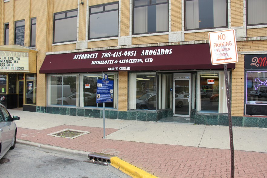 6140-6142 W Cermak Rd, Cicero, IL à louer - Photo du bâtiment - Image 3 de 12
