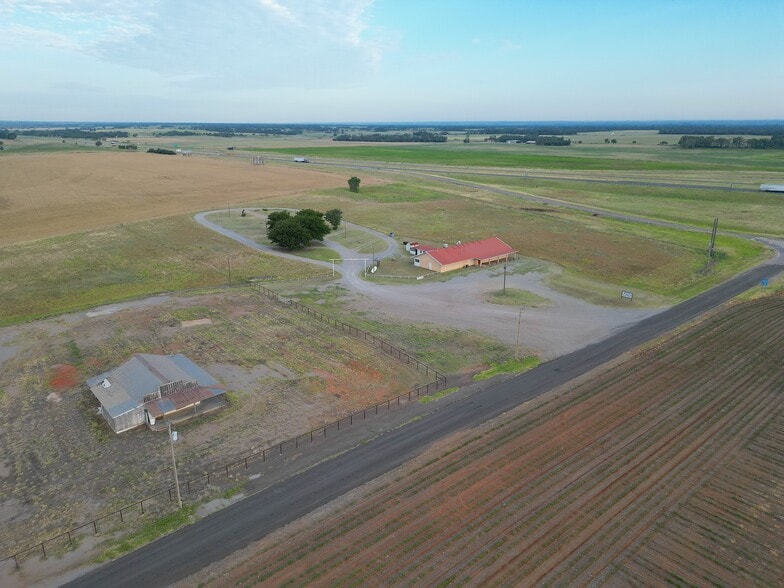 633 Grand ave, Texola, OK for sale - Building Photo - Image 2 of 38