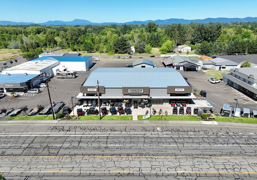 1055 SW 51st St, Albany, OR à vendre - Photo principale - Image 1 de 4