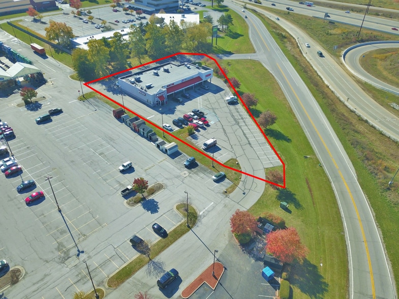 835 Beachway Dr, Indianapolis, IN for lease - Building Photo - Image 2 of 4