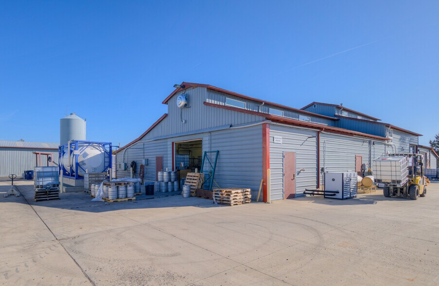 19330 Pinehurst Rd, Bend, OR à vendre - Photo du bâtiment - Image 3 de 32