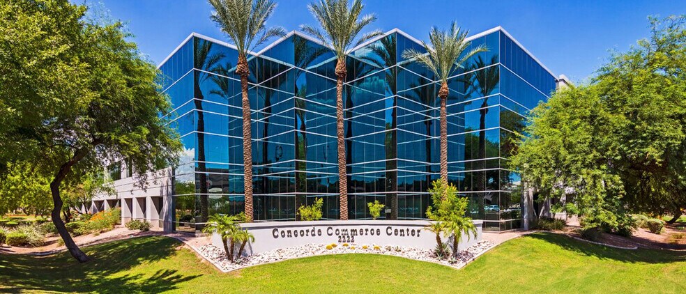 2222 W Dunlap Ave, Phoenix, AZ à louer - Photo du bâtiment - Image 2 de 10