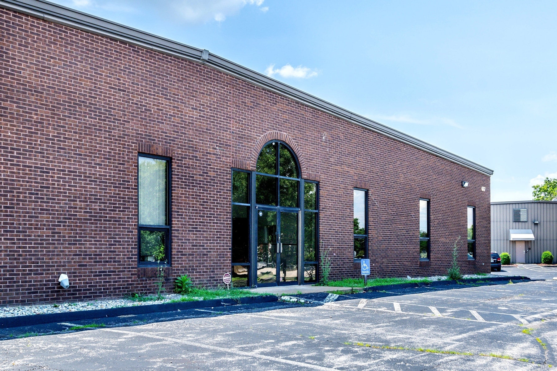 617 Cepi Dr, Chesterfield, MO à louer Photo intérieure- Image 1 de 28