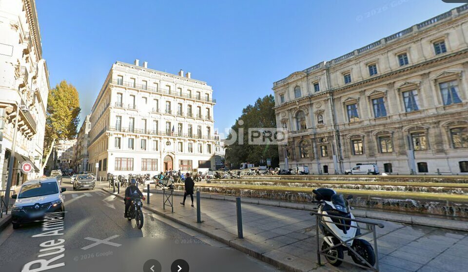 Retail in Marseille for lease Building Photo- Image 1 of 5