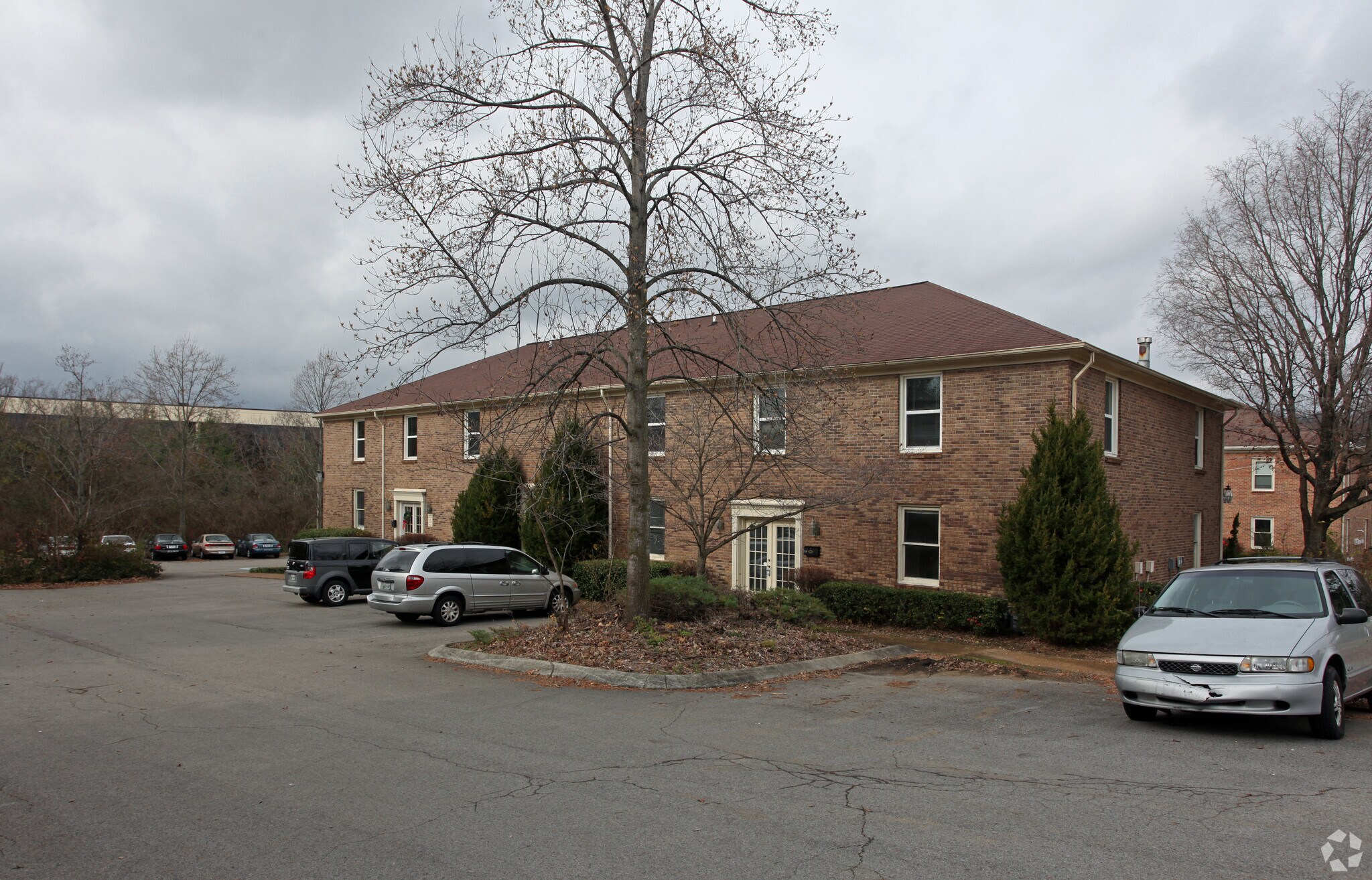 233 Wilson Pike Cir, Brentwood, TN à louer Photo principale- Image 1 de 14