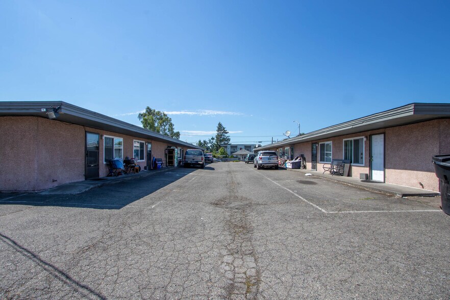 7603 Pacific Ave, Tacoma, WA à vendre - Photo du bâtiment - Image 2 de 33