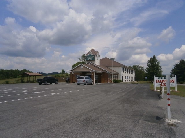2521 Lawn Rd, Meadow Bridge, WV à vendre - Photo du bâtiment - Image 2 de 8