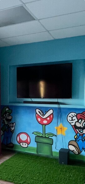 1902-1906 S 10th St, McAllen, TX à louer - Photo intérieure - Image 3 de 8