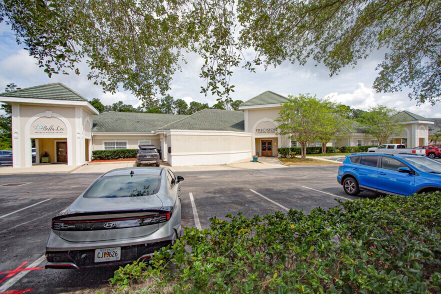 1540 Business Center Dr, Orange Park, FL à vendre - Photo du bâtiment - Image 3 de 7