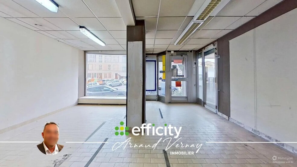 Flex in Tarare for sale - Building Photo - Image 2 of 9