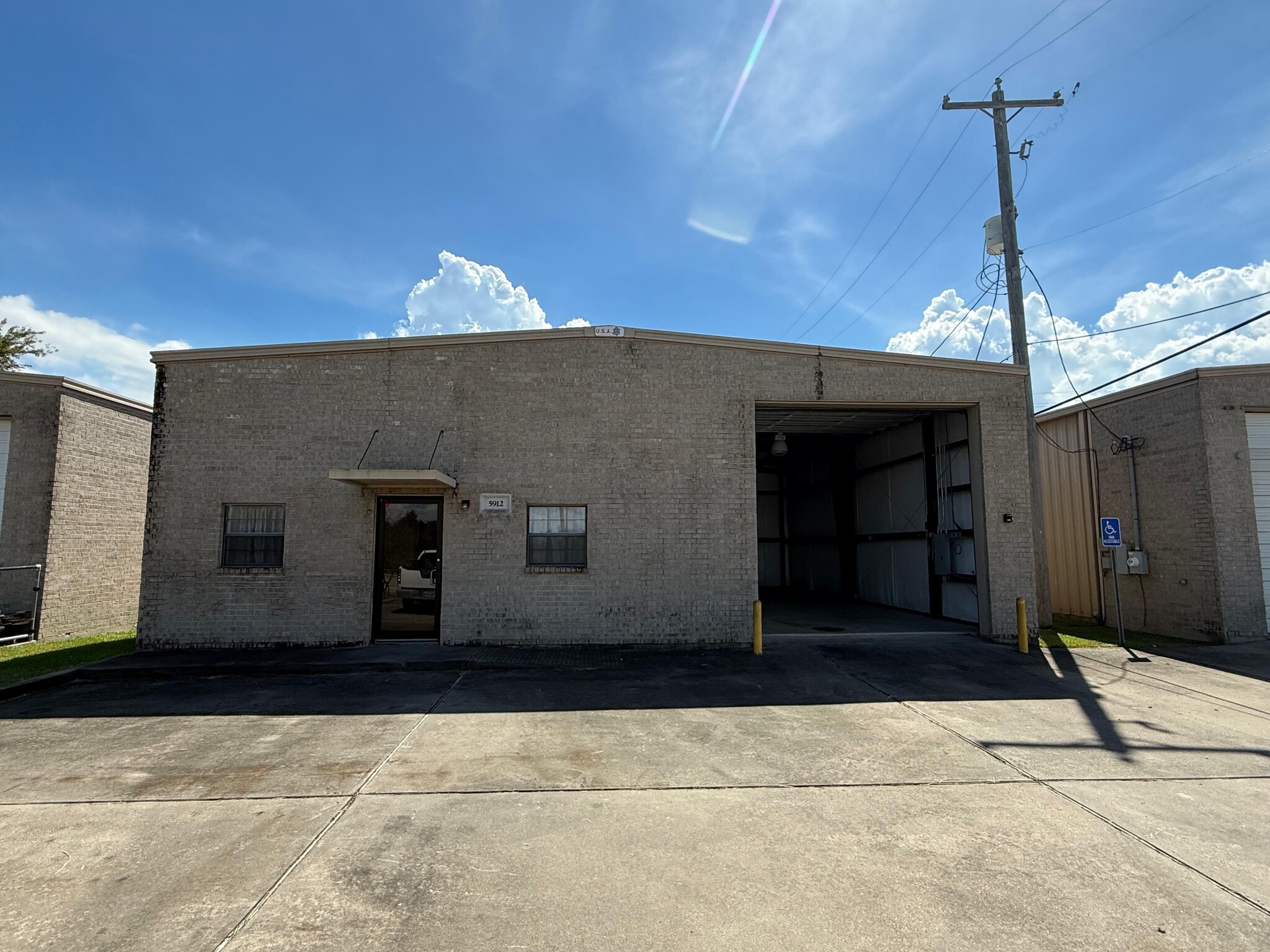 5912 E FM-517, Dickinson, TX for lease Building Photo- Image 1 of 10
