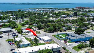 Plus de détails pour 601 N 7th St, Fort Pierce, FL - Bureau/Médical à louer