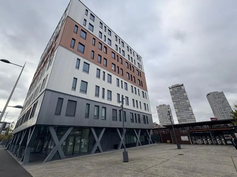 Bureau dans Choisy-le-Roi à louer Photo principale- Image 1 de 13