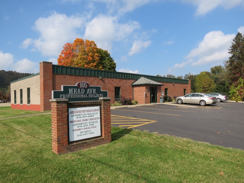 105 Mead Ave, Meadville, PA for sale - Primary Photo - Image 1 of 1