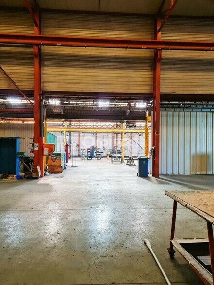 Flex in Soissons for lease - Interior Photo - Image 1 of 5