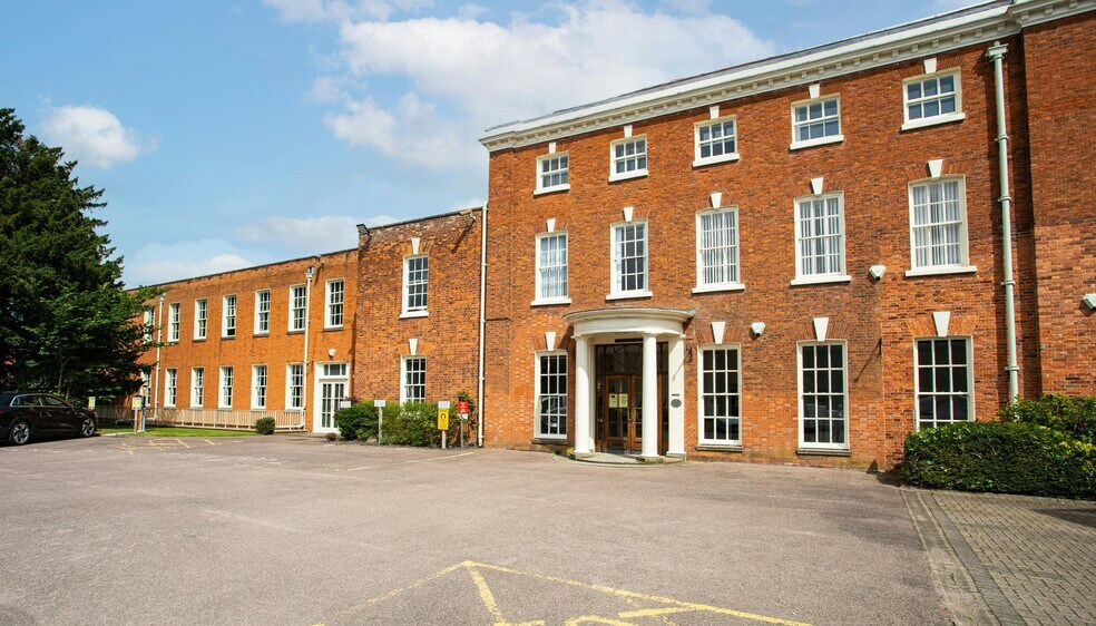 High St, Coleshill à louer - Photo du bâtiment - Image 1 de 10