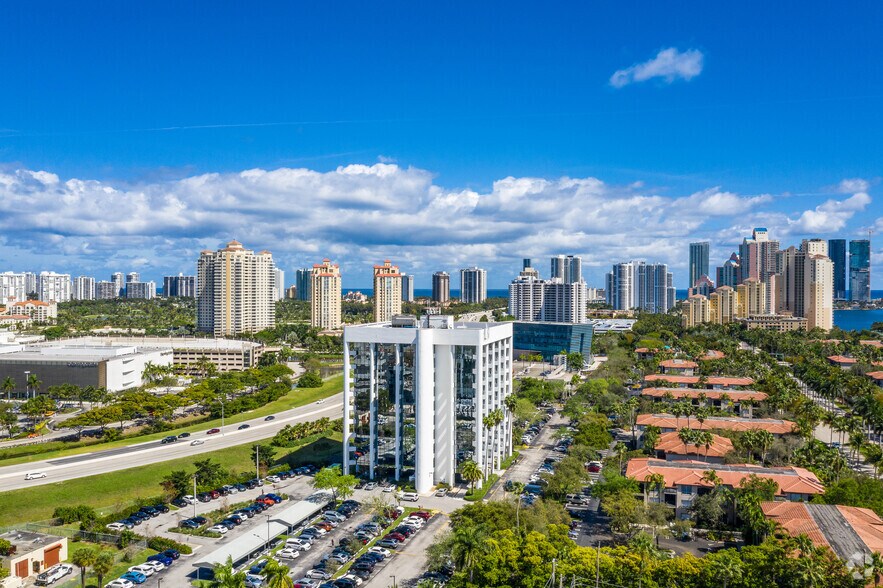 2999 NE 191st St, Aventura, FL à louer - Aérien - Image 3 de 6