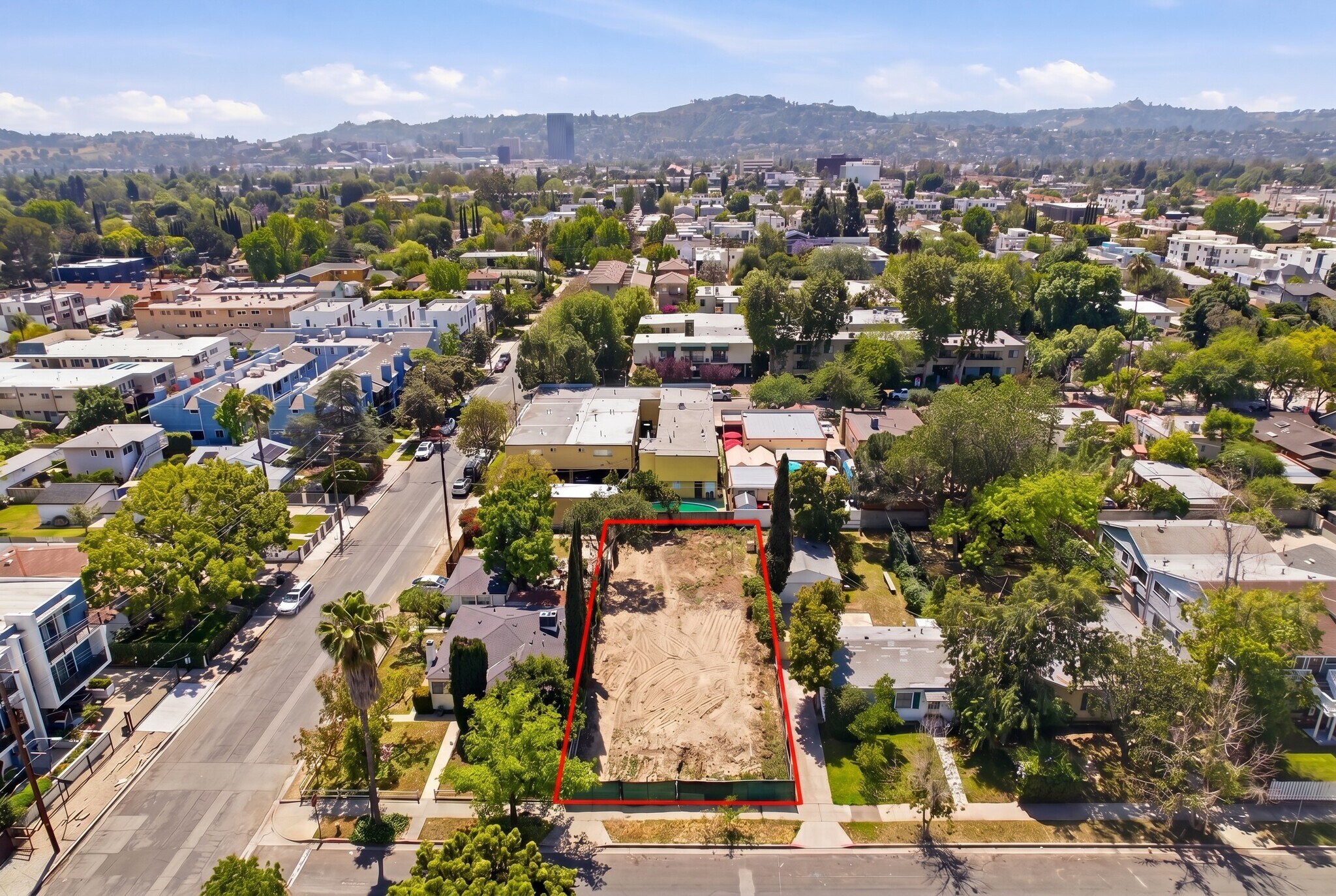 10808 Hartsook St, North Hollywood, CA à vendre Photo du bâtiment- Image 1 de 11