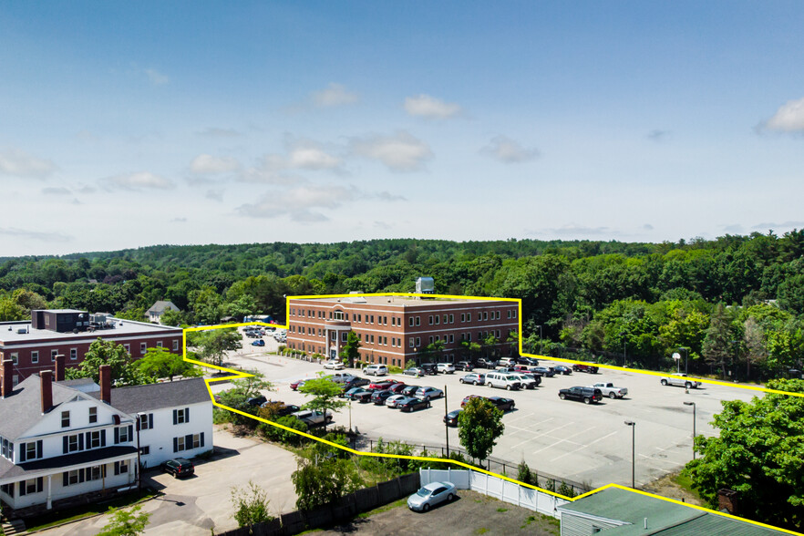 580 Washington St, Bath, ME à vendre - Photo du bâtiment - Image 1 de 1